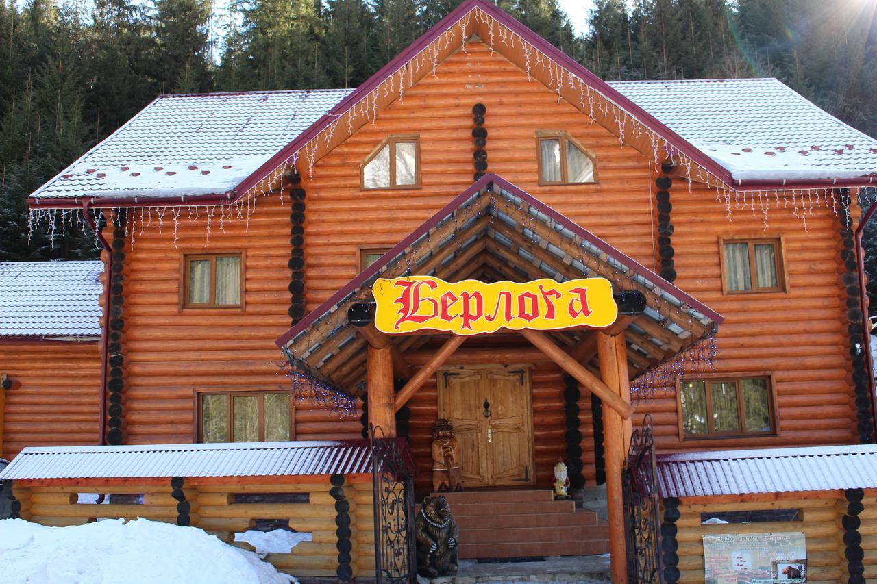 Hotel Berloga-Sinevir Synevyrsʼka Polyana Esterno foto